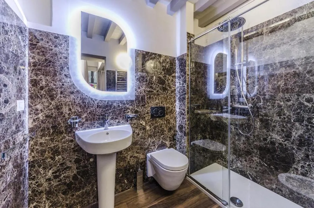 Luxury Apartment Venezia 0*,