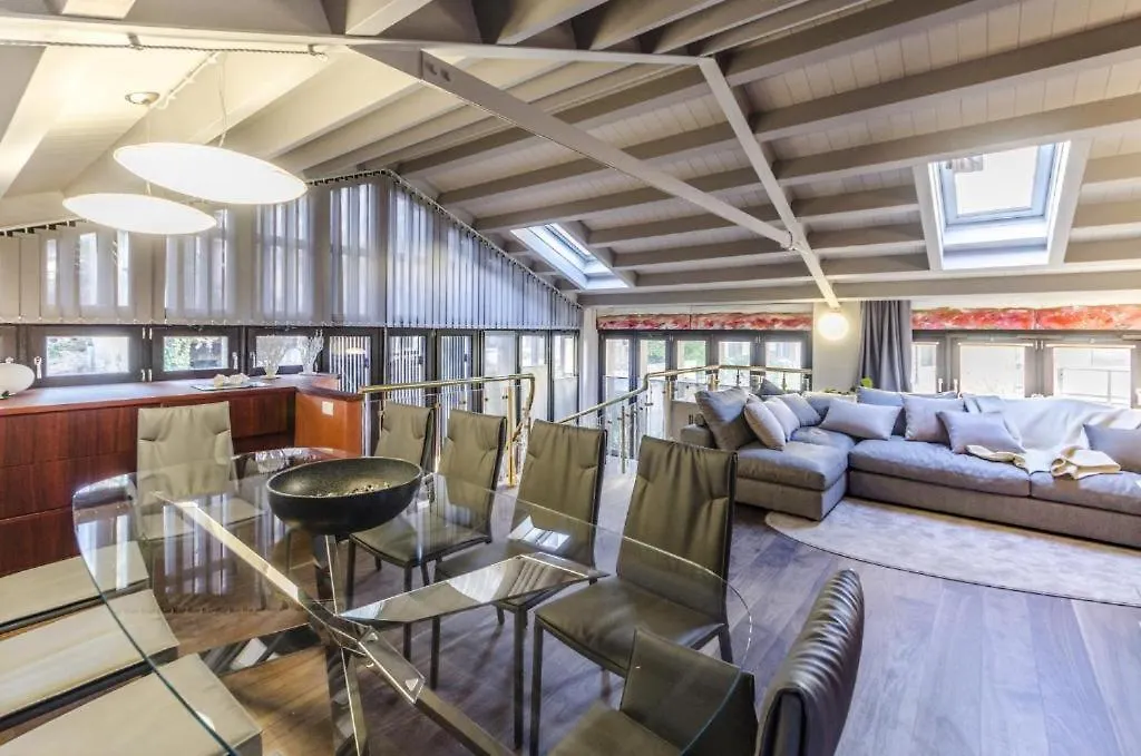 Luxury Apartment Venice 0*,